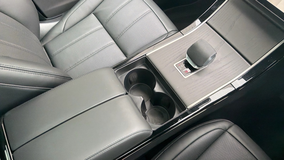 Land Rover Range Rover Evoque 2.0 D200 Autobiography 5dr Auto [Revised] Diesel Hatchback - Image 27
