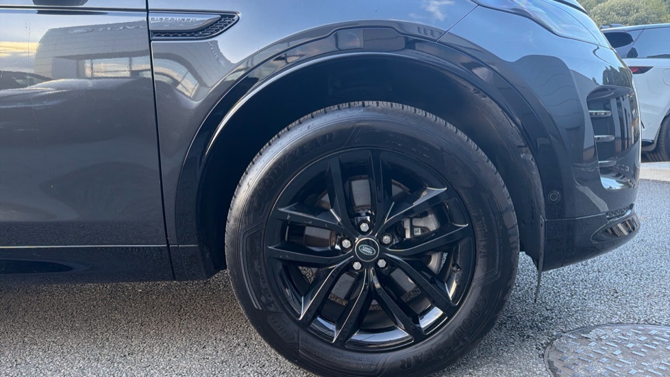 Land Rover Discovery Sport 2.0 D200 Dynamic SE 5dr Auto [5 Seat] Diesel Station Wagon - Image 8