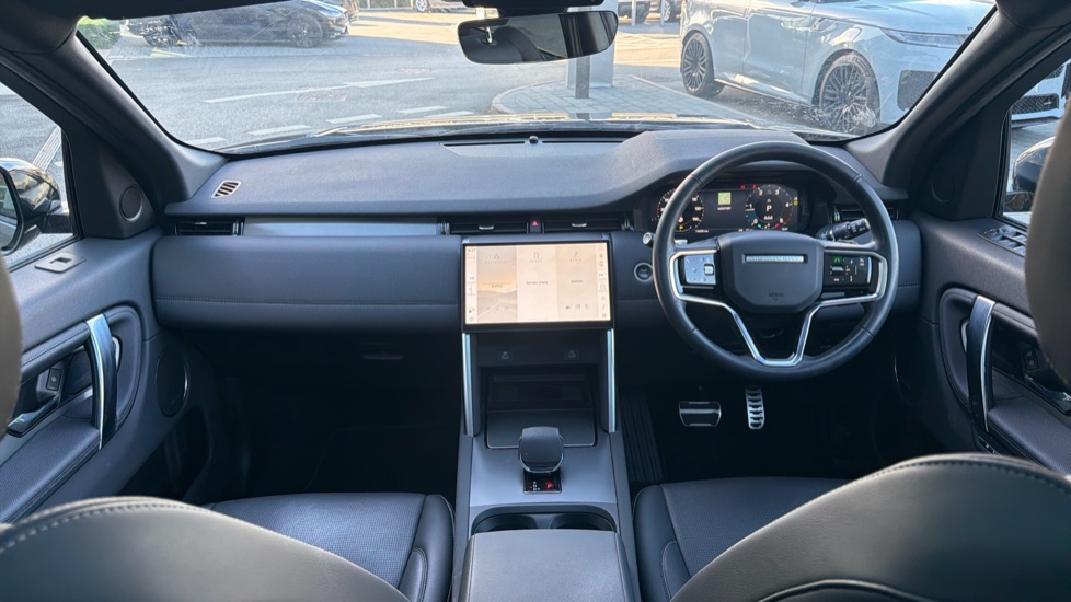 Land Rover Discovery Sport 2.0 D200 Dynamic SE 5dr Auto [5 Seat] Diesel Station Wagon - Image 9