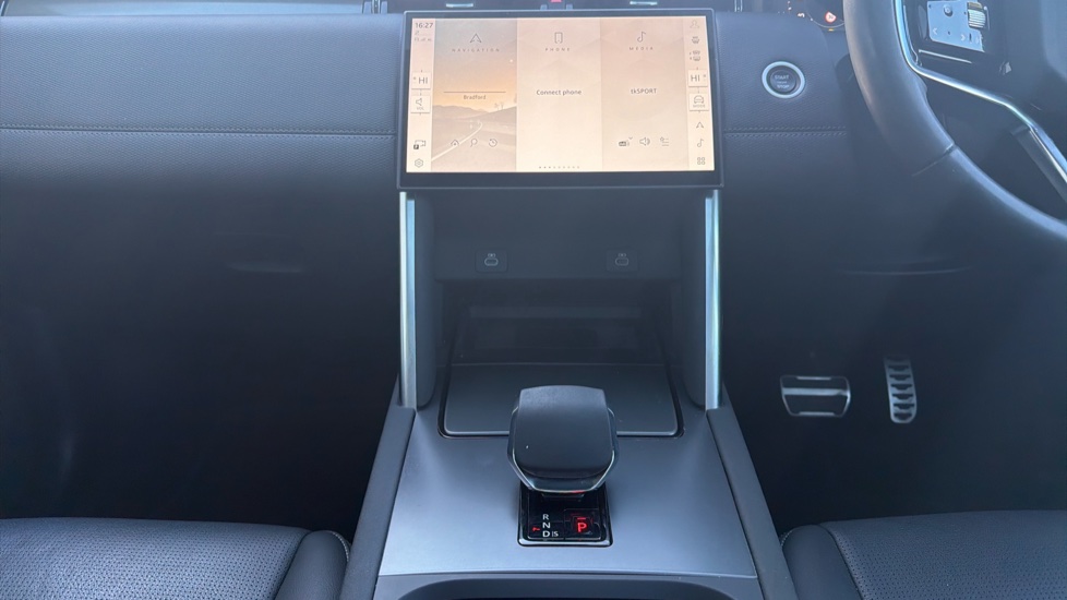 Land Rover Discovery Sport 2.0 D200 Dynamic SE 5dr Auto [5 Seat] Diesel Station Wagon - Image 14