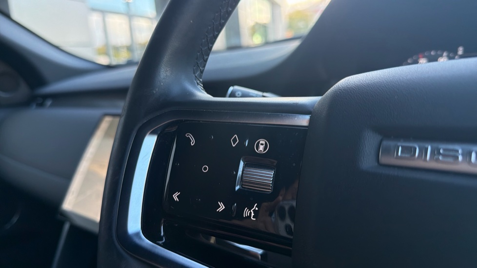 Land Rover Discovery Sport 2.0 D200 Dynamic SE 5dr Auto [5 Seat] Diesel Station Wagon - Image 20