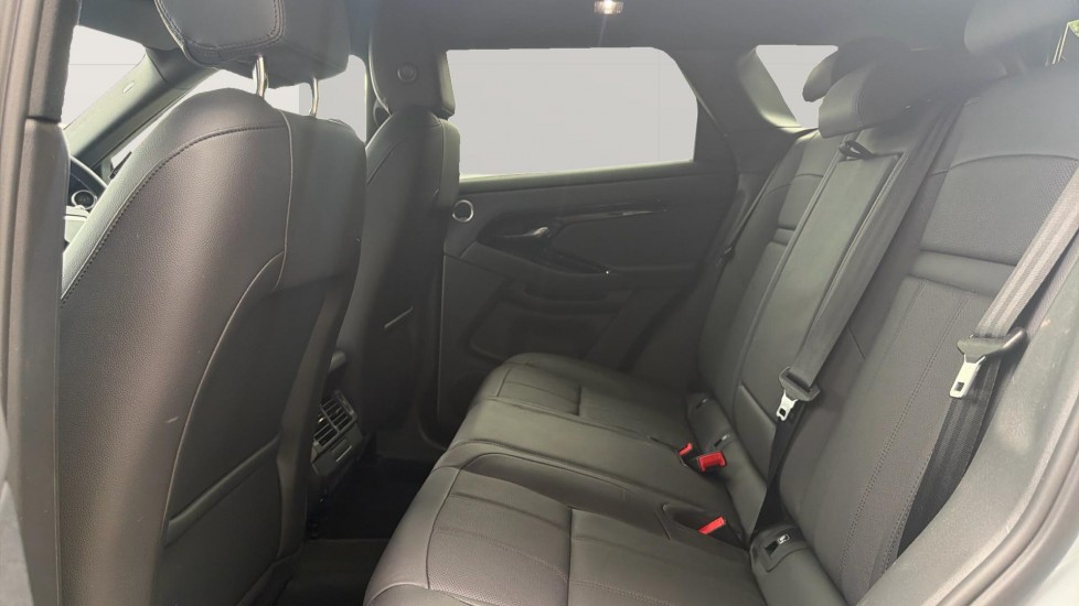 Land Rover Range Rover Evoque 2.0 D200 Dynamic SE 5dr Auto Diesel Hatchback - Image 4