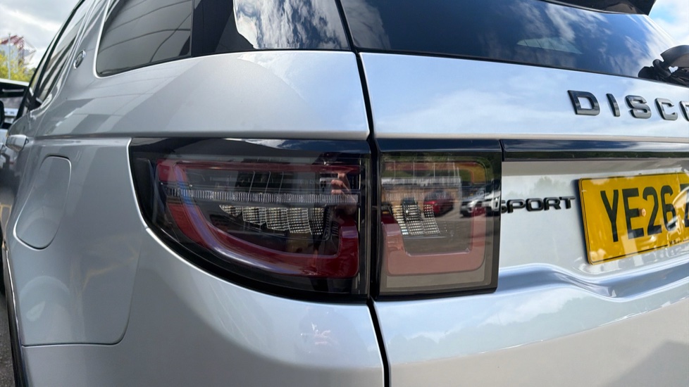 Land Rover Discovery Sport 1.5 P270e Landmark 5dr Auto [5 Seat] Station Wagon - Image 19