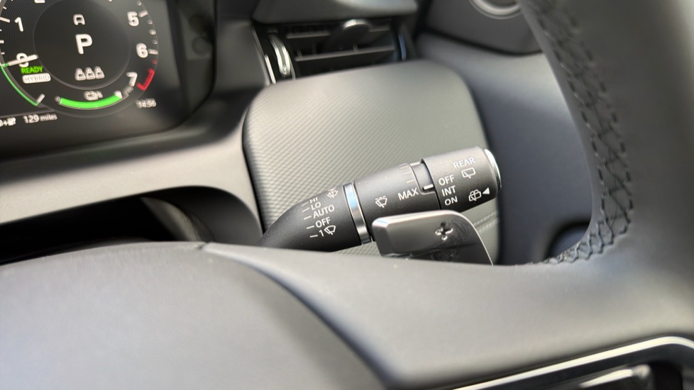 Land Rover Discovery Sport 1.5 P270e Landmark 5dr Auto [5 Seat] Station Wagon - Image 29