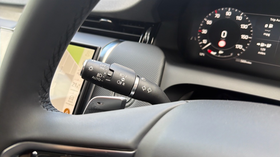 Land Rover Discovery Sport 1.5 P270e Landmark 5dr Auto [5 Seat] Station Wagon - Image 30