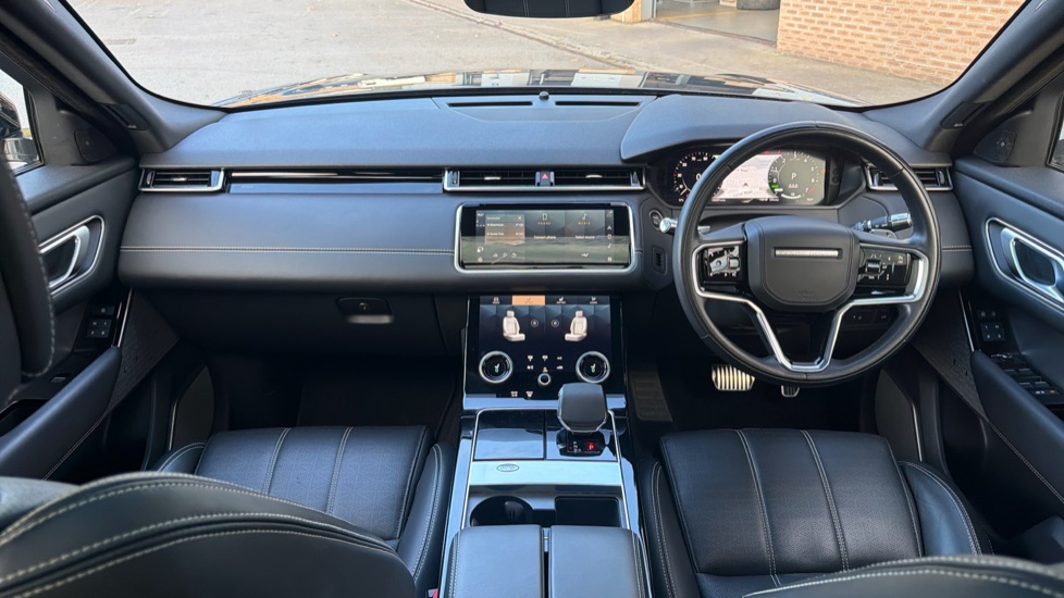 Land Rover Range Rover Velar 2.0 P400e R-Dynamic HSE 5dr Auto Estate - Image 9