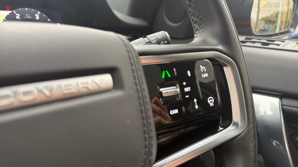 Land Rover Discovery Sport 2.0 D200 Dynamic HSE 5dr Auto [5 Seat] Diesel Station Wagon - Image 25
