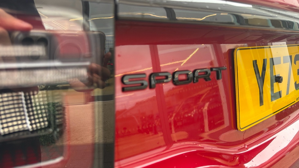 Land Rover Discovery Sport 2.0 D200 Dynamic HSE 5dr Auto [5 Seat] Diesel Station Wagon - Image 39