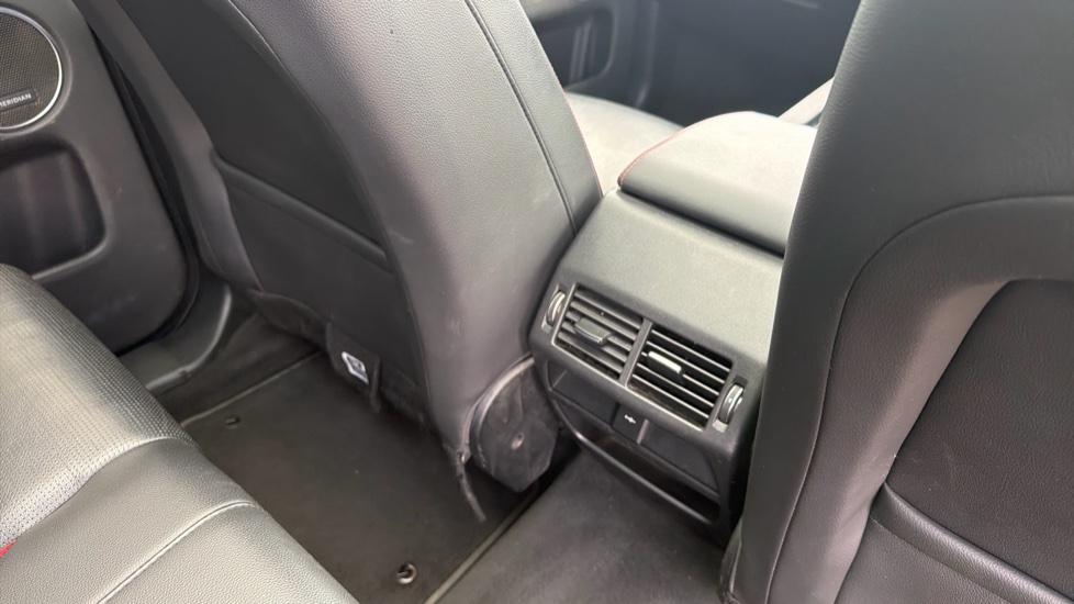 Land Rover Discovery Sport 1.5 P300e Urban Edition 5dr Auto [5 Seat] Station Wagon - Image 18
