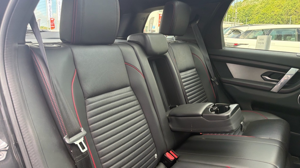 Land Rover Discovery Sport 1.5 P300e Urban Edition 5dr Auto [5 Seat] Station Wagon - Image 35