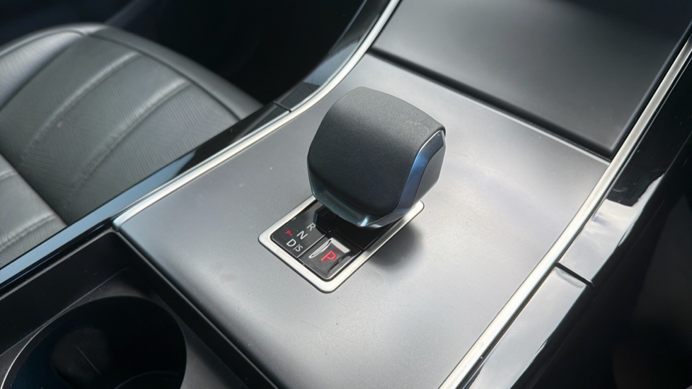 Land Rover Range Rover Evoque 2.0 D200 Dynamic HSE 5dr Auto Diesel Hatchback - Image 13