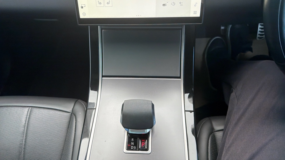 Land Rover Range Rover Evoque 2.0 D200 Dynamic HSE 5dr Auto Diesel Hatchback - Image 14