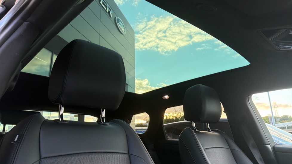 Land Rover Range Rover Evoque 2.0 D200 Dynamic HSE 5dr Auto Diesel Hatchback - Image 21