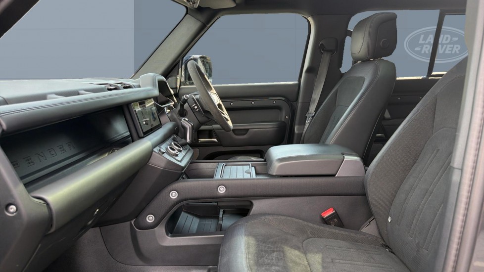 Land Rover Defender 5.0 P525 V8 Carpathian Edition 110 5dr Auto Petrol Estate - Image 3