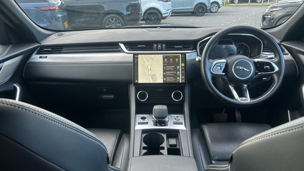 Jaguar F-Pace 2.0 D200 R-Dynamic S 5dr Auto AWD Diesel Estate - Image 9