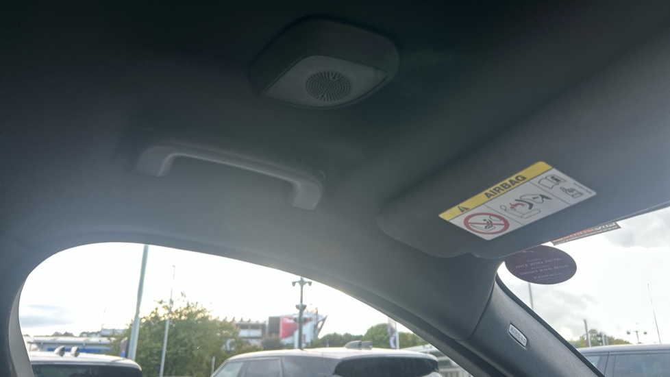 Jaguar F-Pace 2.0 D200 R-Dynamic S 5dr Auto AWD Diesel Estate - Image 32
