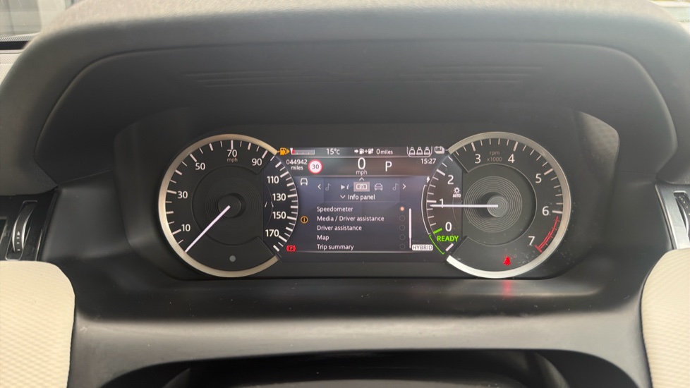 Land Rover Discovery Sport 1.5 P300e R-Dynamic SE 5dr Auto [5 Seat] Station Wagon - Image 16