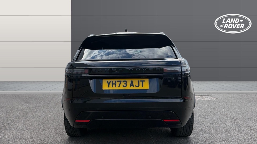 Land Rover Range Rover Velar 2.0 D200 MHEV Dynamic SE 5dr Auto Diesel Estate - Image 6
