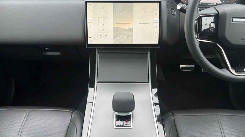 Land Rover Range Rover Velar 2.0 D200 MHEV Dynamic SE 5dr Auto Diesel Estate - Image 14