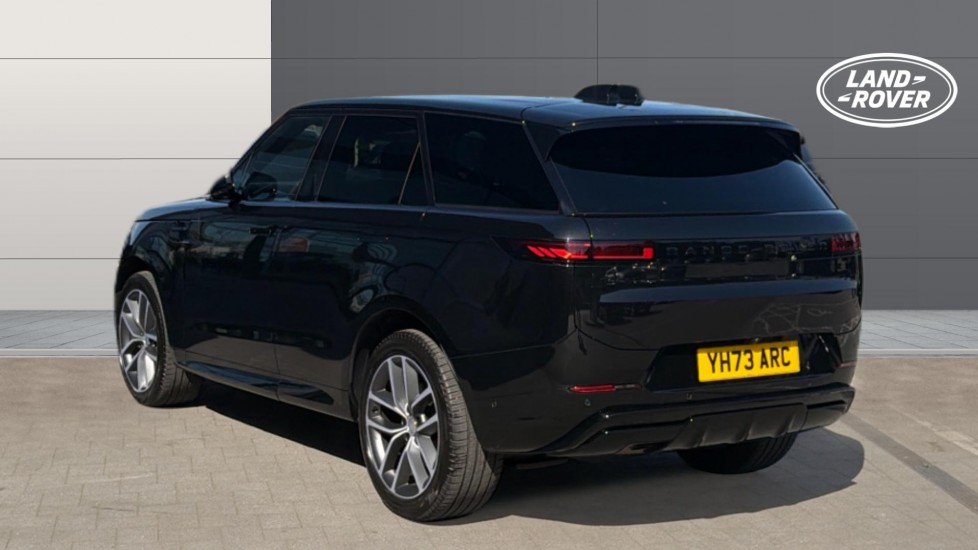 Land Rover Range Rover Sport 3.0 D300 Dynamic SE 5dr Auto Diesel Estate - Image 2
