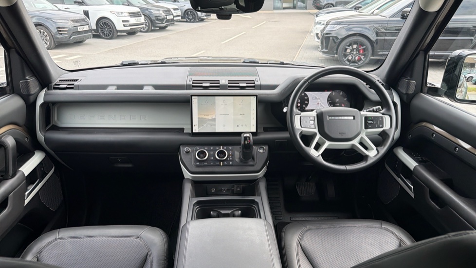 Land Rover Defender 3.0 D250 HSE 90 3dr Auto Diesel Estate - Image 9