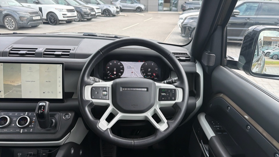 Land Rover Defender 3.0 D250 HSE 90 3dr Auto Diesel Estate - Image 15