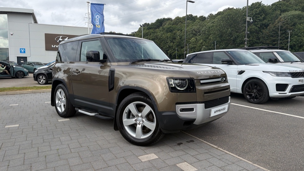 Land Rover Defender 3.0 D250 HSE 90 3dr Auto Diesel Estate - Image 45