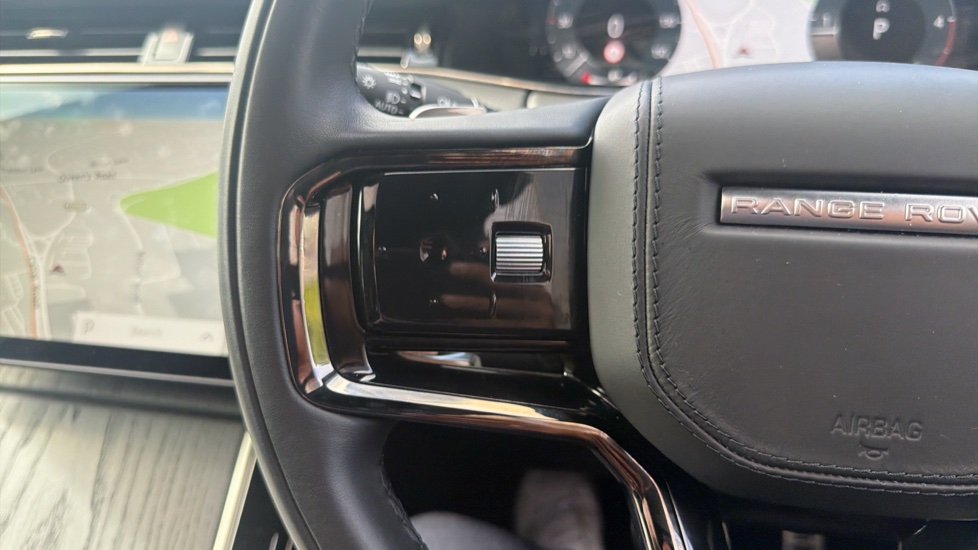 Land Rover Range Rover Evoque 2.0 D200 Autobiography 5dr Auto [Revised] Diesel Hatchback - Image 28