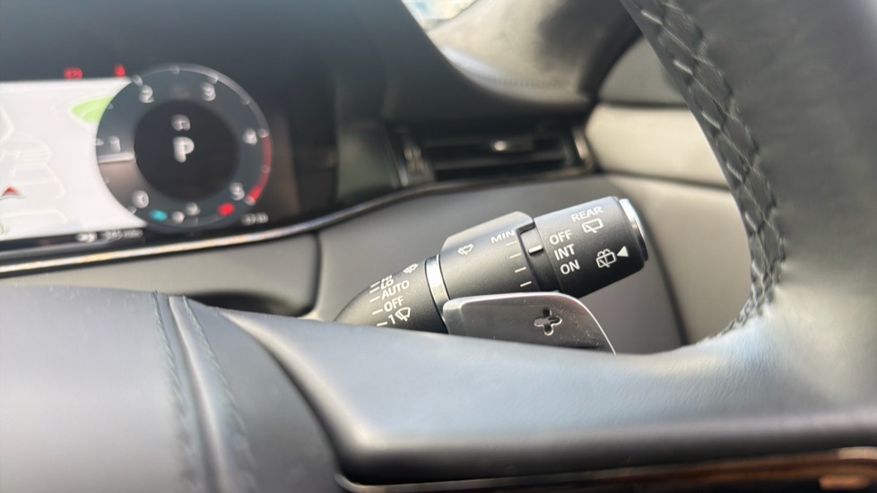 Land Rover Range Rover Evoque 2.0 D200 Autobiography 5dr Auto [Revised] Diesel Hatchback - Image 34