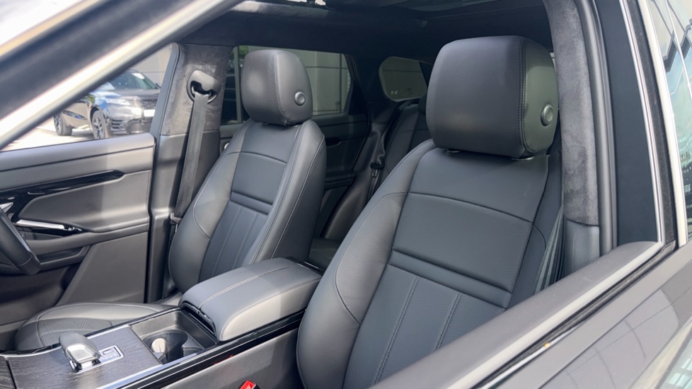 Land Rover Range Rover Evoque 2.0 D200 Autobiography 5dr Auto [Revised] Diesel Hatchback - Image 40