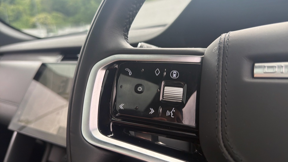 Land Rover Discovery Sport 2.0 D200 Dynamic HSE 5dr Auto [5 Seat] Diesel Station Wagon - Image 34
