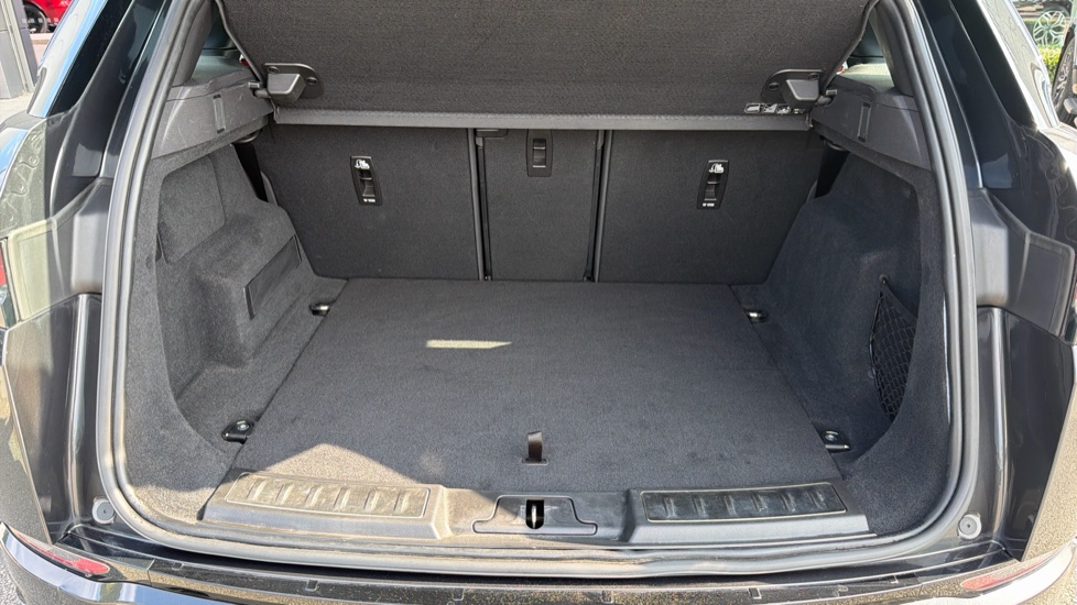 Land Rover Range Rover Evoque 2.0 D200 R-Dynamic SE 5dr Auto Diesel Hatchback - Image 10