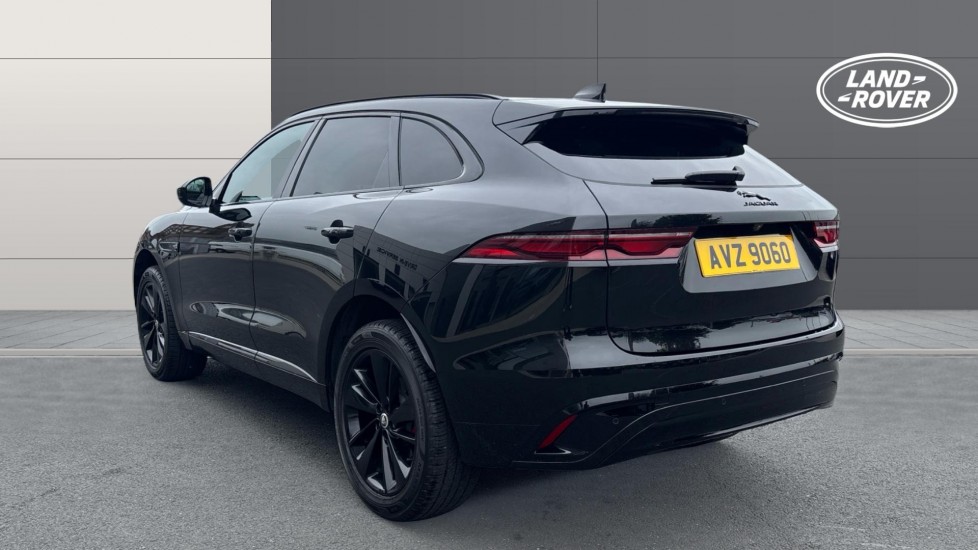 Jaguar F-Pace 2.0 D200 R-Dynamic SE Black 5dr Auto AWD Diesel Estate - Image 2