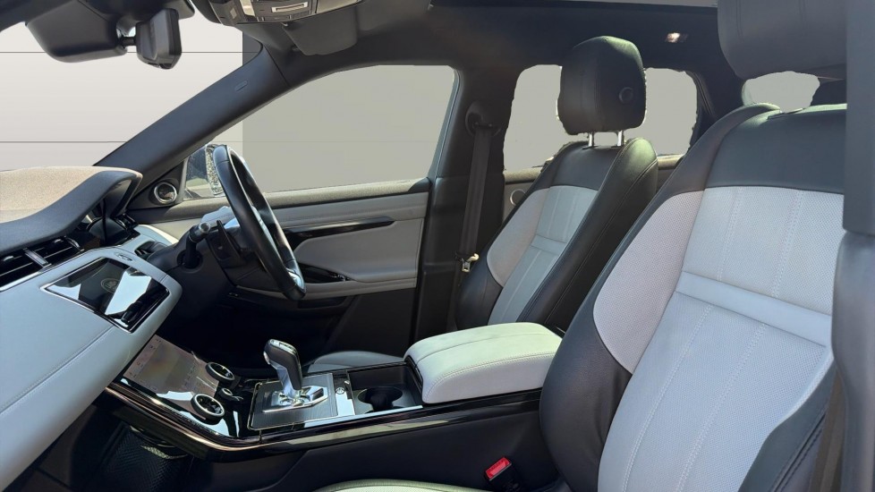 Land Rover Range Rover Evoque 2.0 D180 First Edition 5dr Auto Diesel Hatchback - Image 3