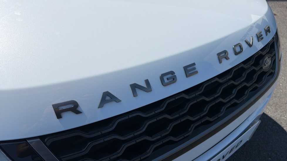 Land Rover Range Rover Evoque 2.0 D180 First Edition 5dr Auto Diesel Hatchback - Image 24