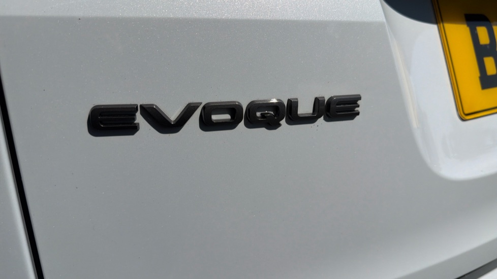Land Rover Range Rover Evoque 2.0 D180 First Edition 5dr Auto Diesel Hatchback - Image 32