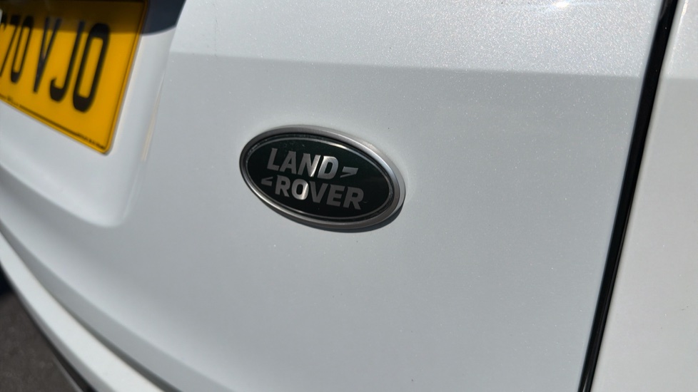 Land Rover Range Rover Evoque 2.0 D180 First Edition 5dr Auto Diesel Hatchback - Image 33