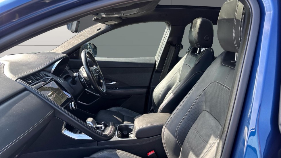 Jaguar E-Pace 2.0 D200 R-Dynamic HSE 5dr Auto Diesel Estate - Image 3