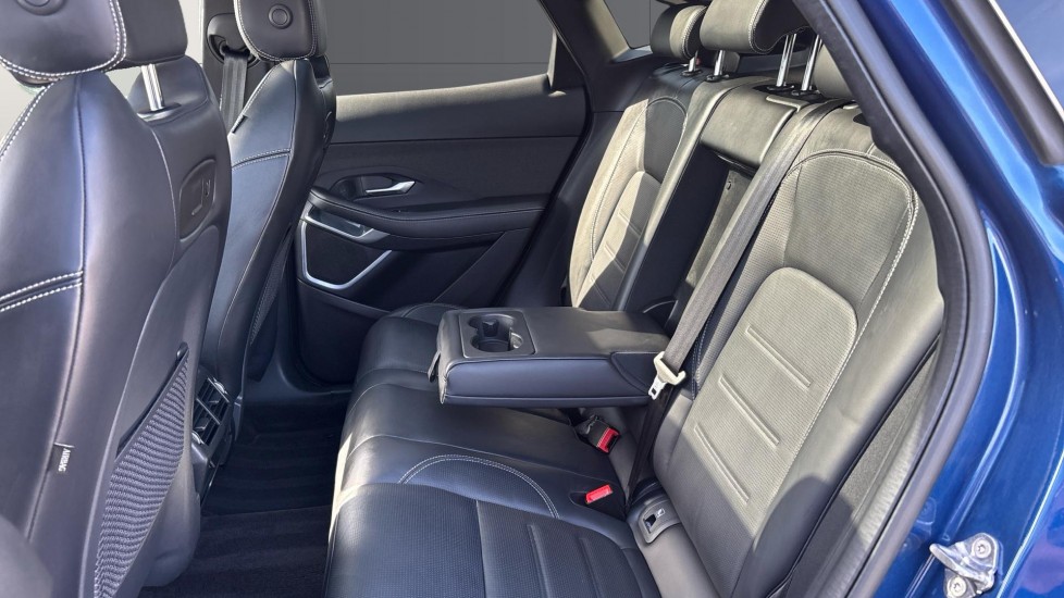 Jaguar E-Pace 2.0 D200 R-Dynamic HSE 5dr Auto Diesel Estate - Image 4