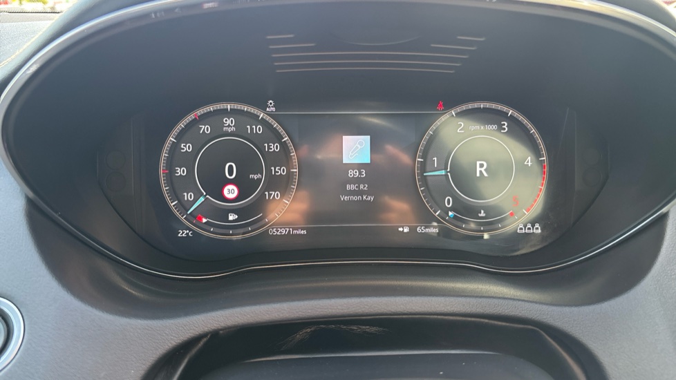 Jaguar E-Pace 2.0 D200 R-Dynamic HSE 5dr Auto Diesel Estate - Image 16