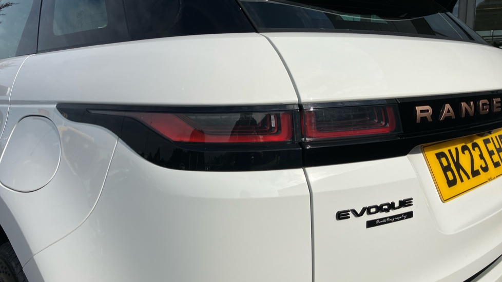 Land Rover Range Rover Evoque 1.5 P300e Autobiography 5dr Auto Hatchback - Image 19
