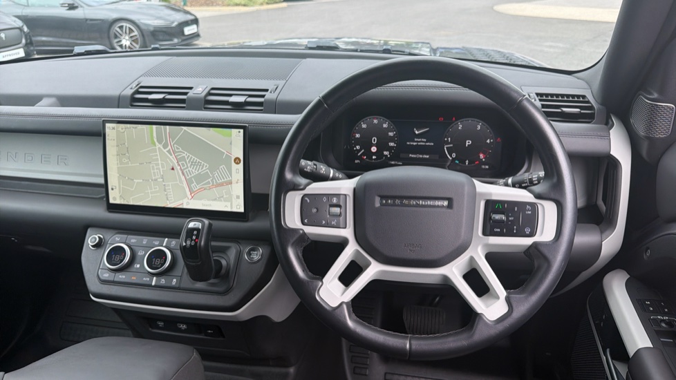 Land Rover Defender 90 Diesel 3.0 D300 Hard Top X-Dynamic HSE Auto [3 Seat] - Image 15
