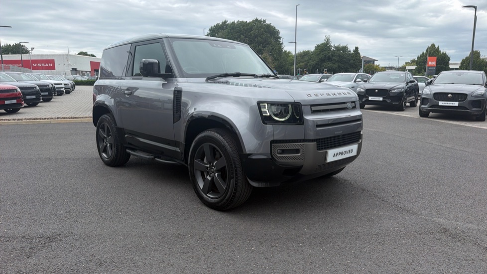 Land Rover Defender 90 Diesel 3.0 D300 Hard Top X-Dynamic HSE Auto [3 Seat] - Image 40