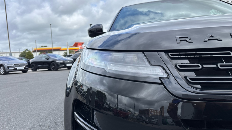 Land Rover Range Rover Evoque 1.5 P300e Autobiography 5dr Auto Hatchback - Image 17