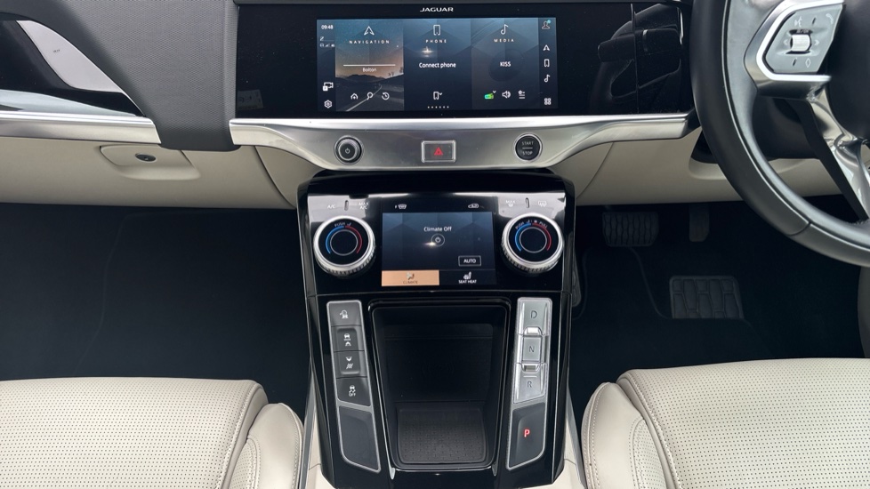 Jaguar I-Pace 294kW EV400 HSE Black 90kWh 5dr Auto 11kW Charger Electric Estate - Image 14