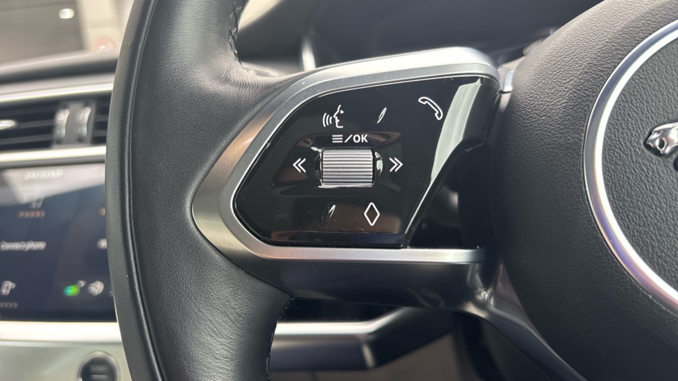 Jaguar I-Pace 294kW EV400 HSE Black 90kWh 5dr Auto 11kW Charger Electric Estate - Image 27