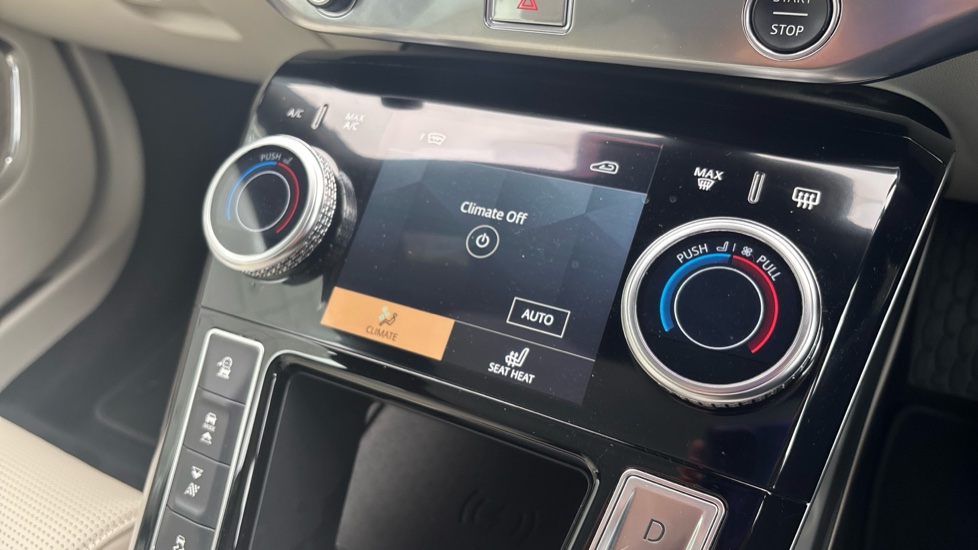 Jaguar I-Pace 294kW EV400 HSE Black 90kWh 5dr Auto 11kW Charger Electric Estate - Image 31