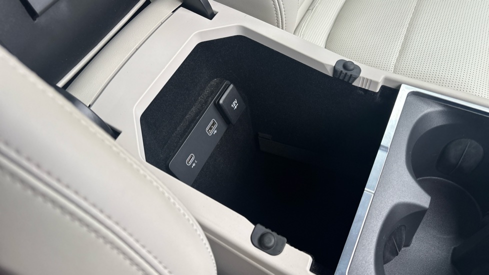 Jaguar I-Pace 294kW EV400 HSE Black 90kWh 5dr Auto 11kW Charger Electric Estate - Image 35