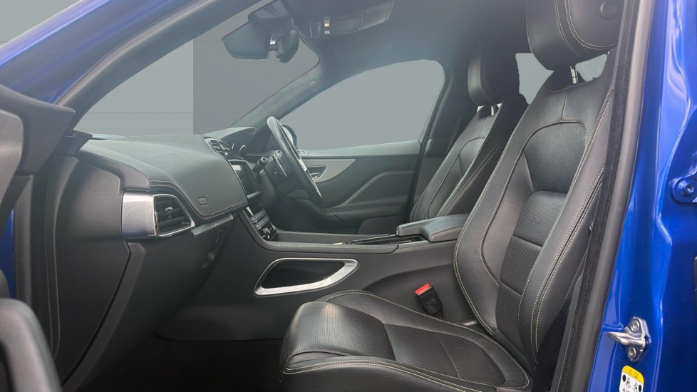 Jaguar F-Pace 2.0d R-Sport 5dr Auto AWD Diesel Estate - Image 3
