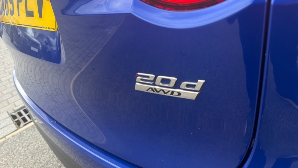 Jaguar F-Pace 2.0d R-Sport 5dr Auto AWD Diesel Estate - Image 25